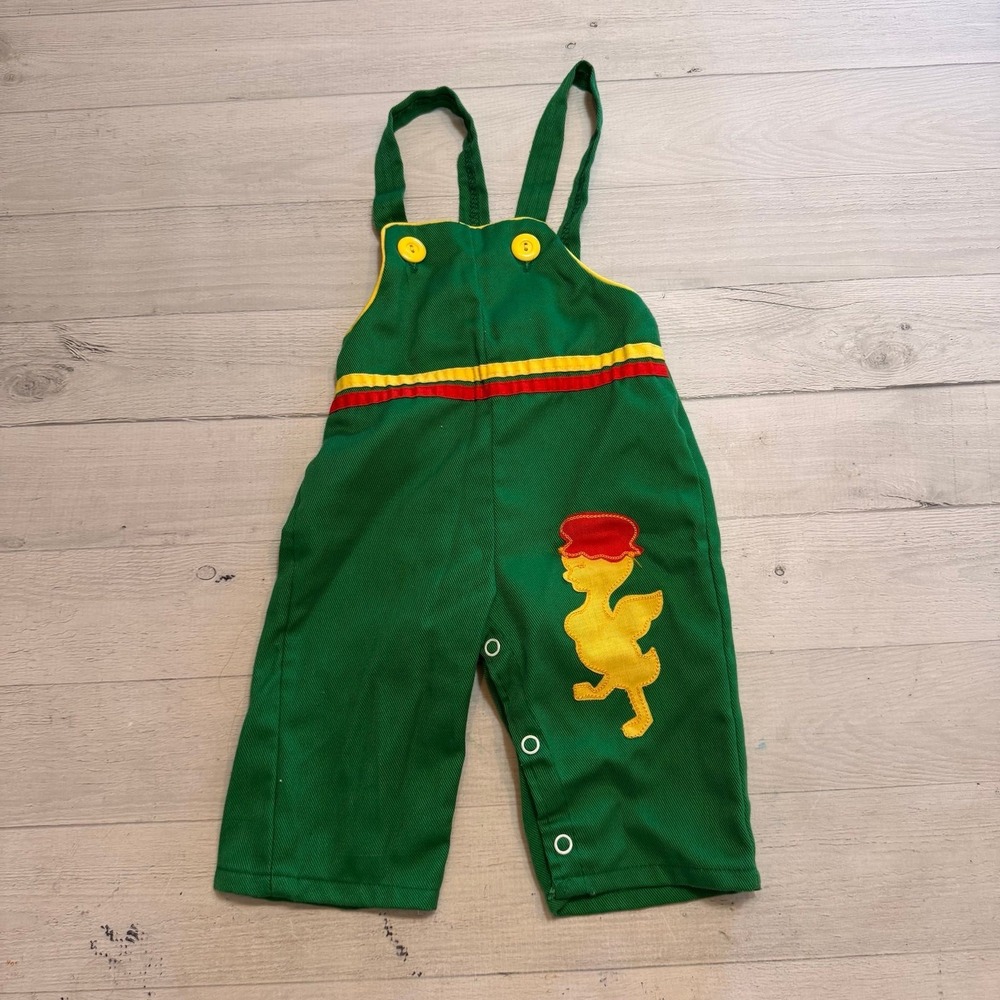 Vintage baby green overalls with duck‎